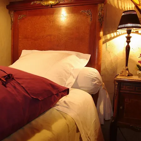 Au Manoir Des Forges * Saint-Brice (Mayenne)